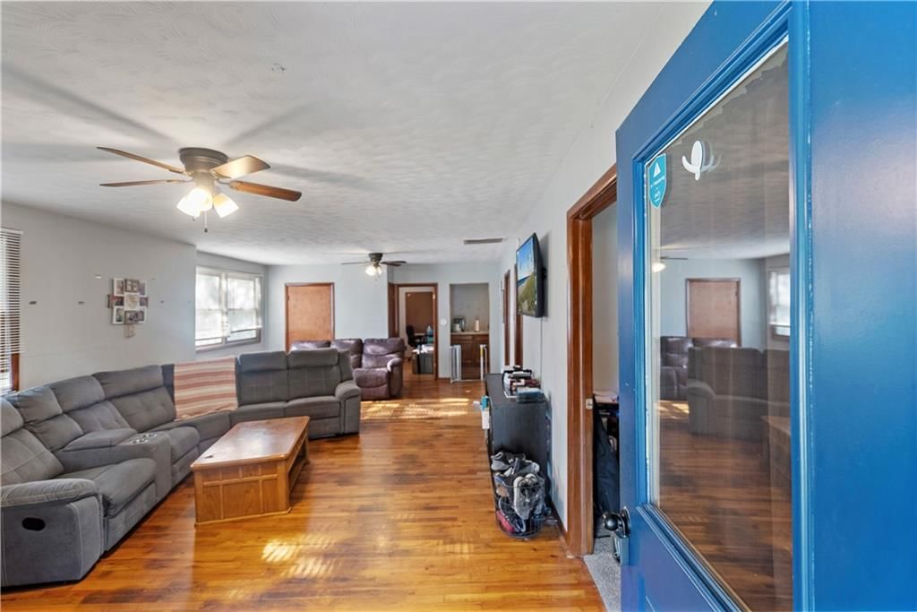 424 W Main Street — photo 10