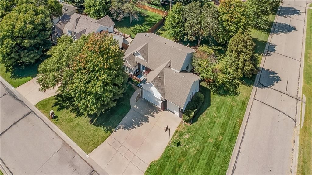 2445 Potters Court — photo 4