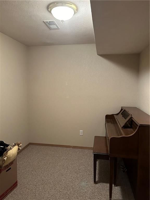 2445 Potters Court — photo 31