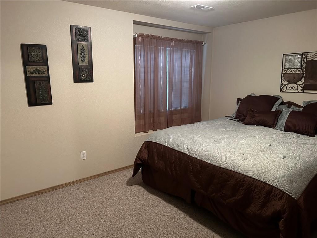 2445 Potters Court — photo 33