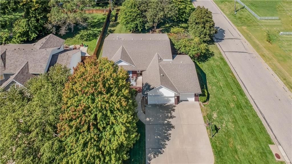 2445 Potters Court — photo 5
