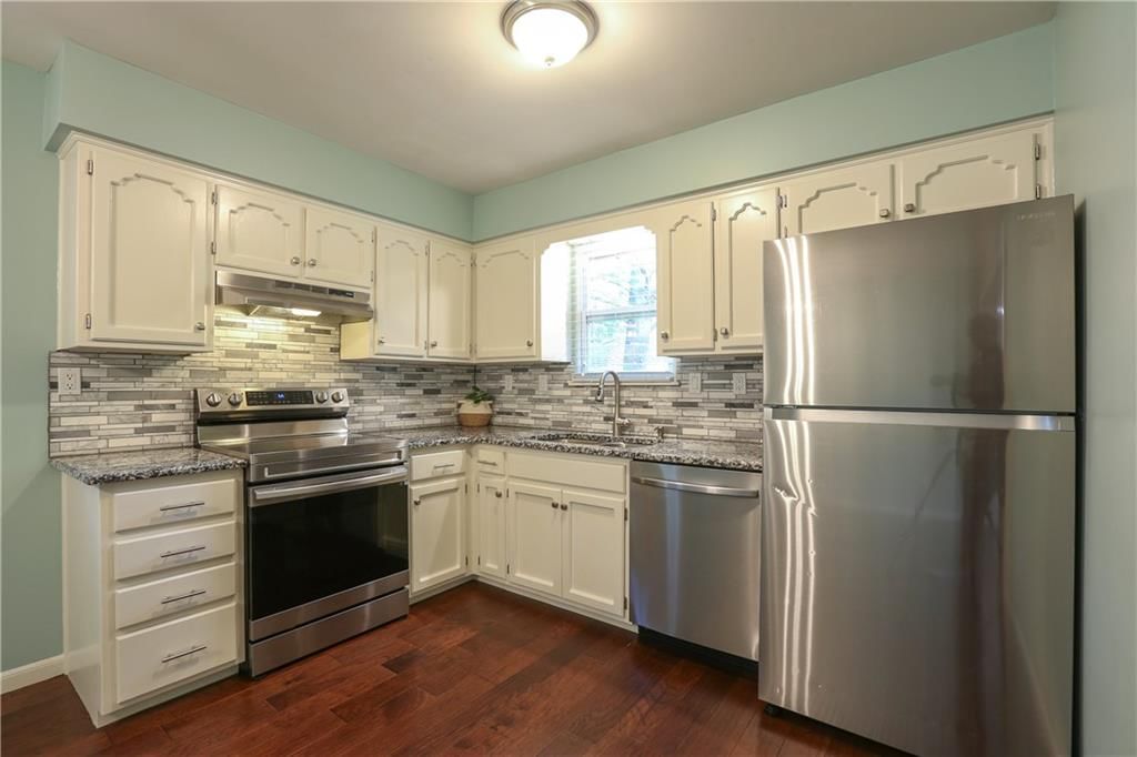 415 NE Corsicana Street — photo 12