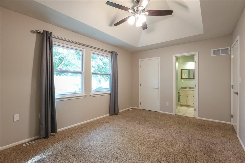 415 NE Corsicana Street — photo 16