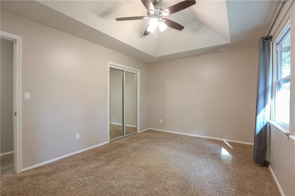 415 NE Corsicana Street — photo 18