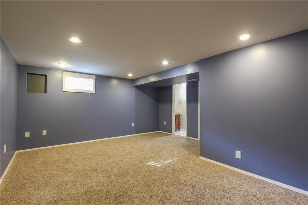 415 NE Corsicana Street — photo 20