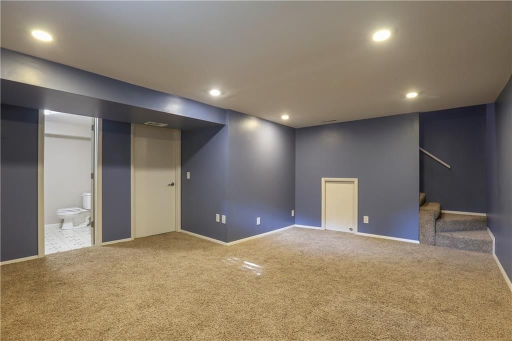 415 NE Corsicana Street — photo 21