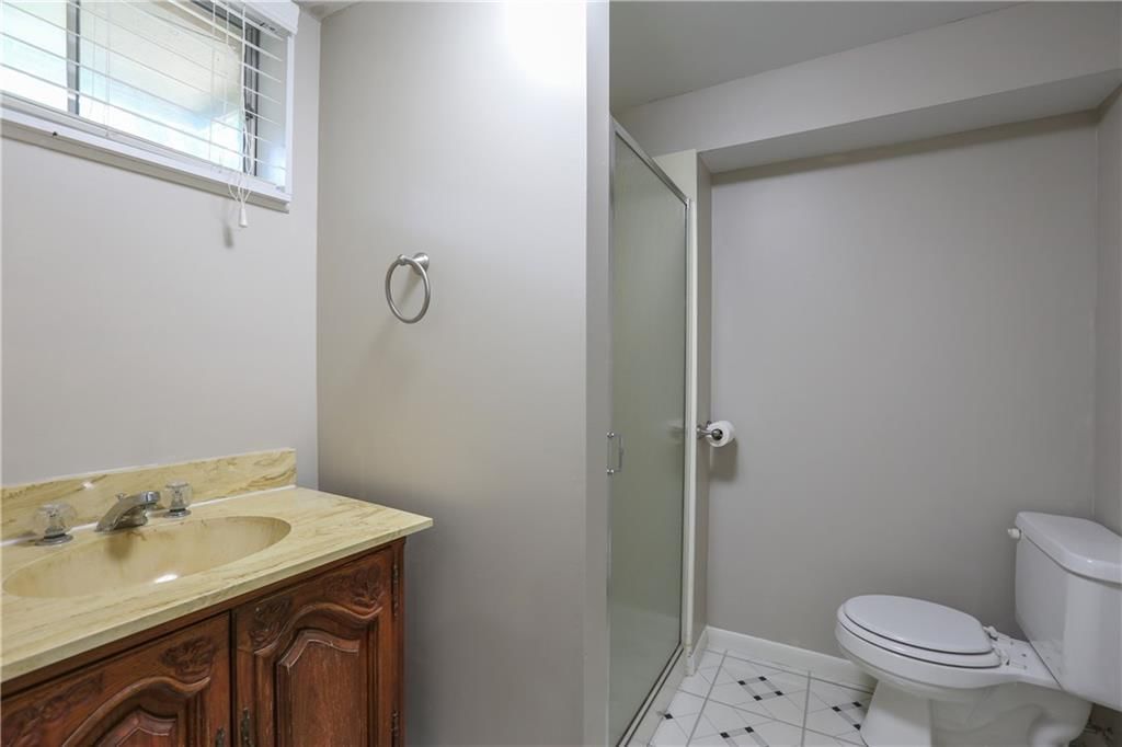 415 NE Corsicana Street — photo 24