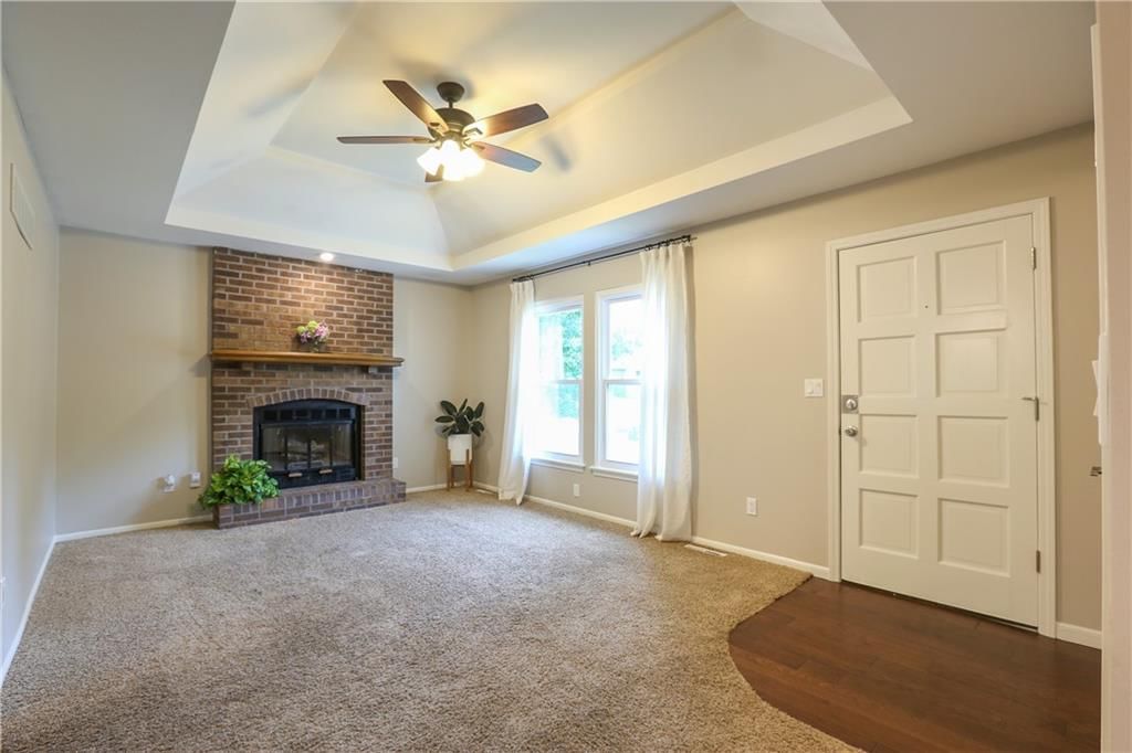 415 NE Corsicana Street — photo 5