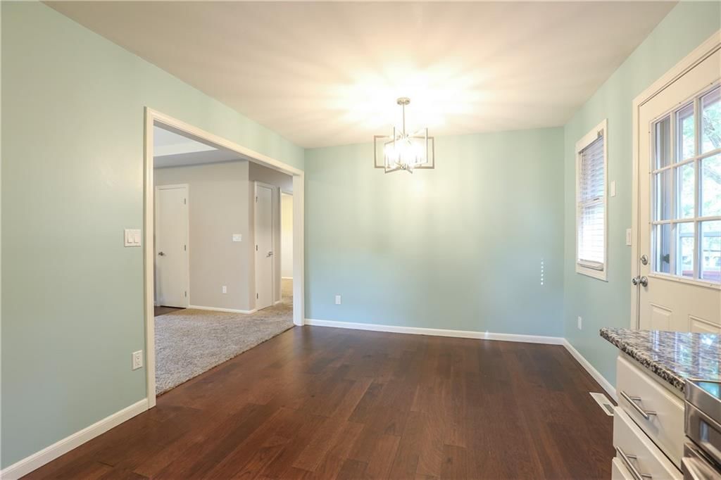 415 NE Corsicana Street — photo 10