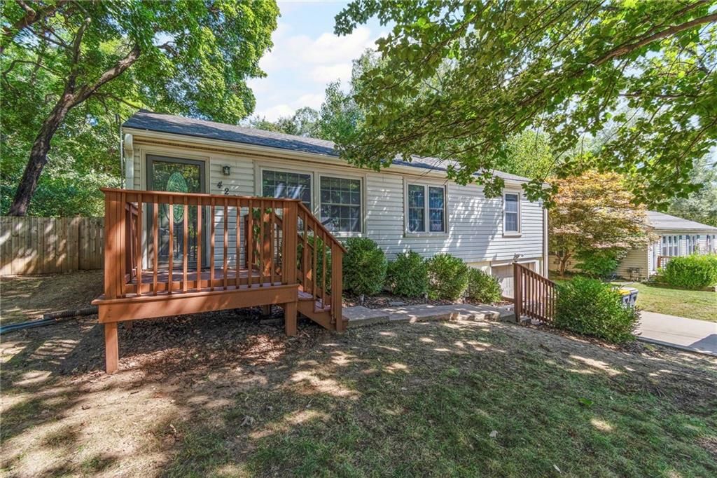 4227 NE Chaumiere Road — photo 3