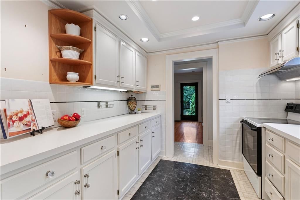 5907 McGee Street — photo 14