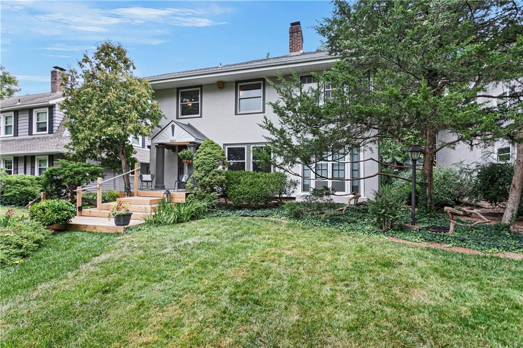 5907 McGee Street — photo 3