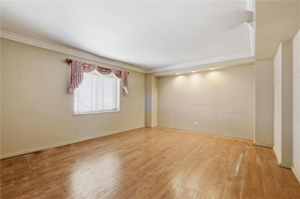 4740 Roanoke Parkway — photo 9