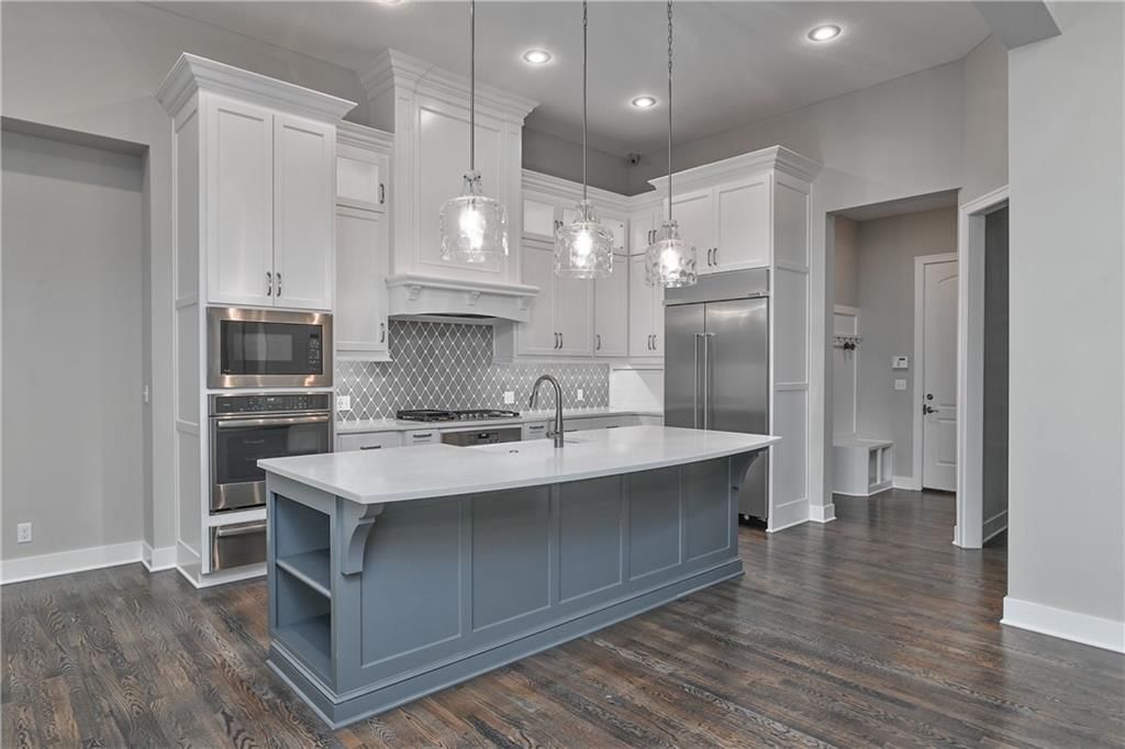 6310 Edgewater Drive — photo 12