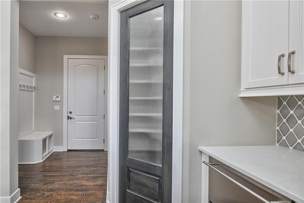 6310 Edgewater Drive — photo 18