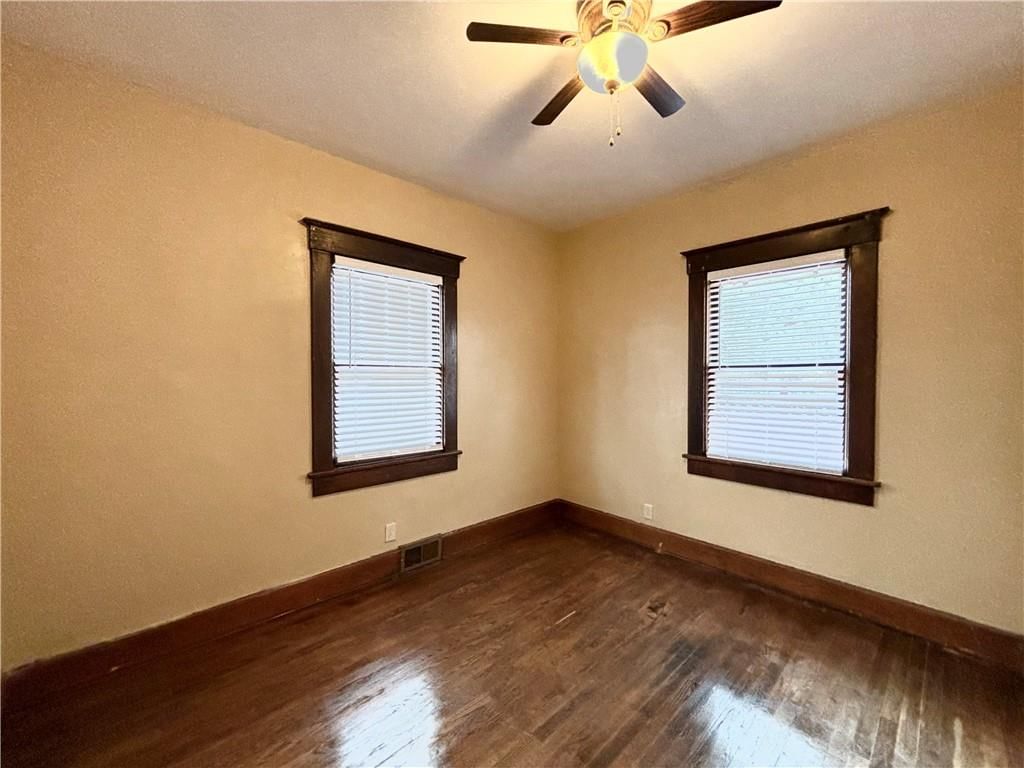 705 N 9 Street — photo 8