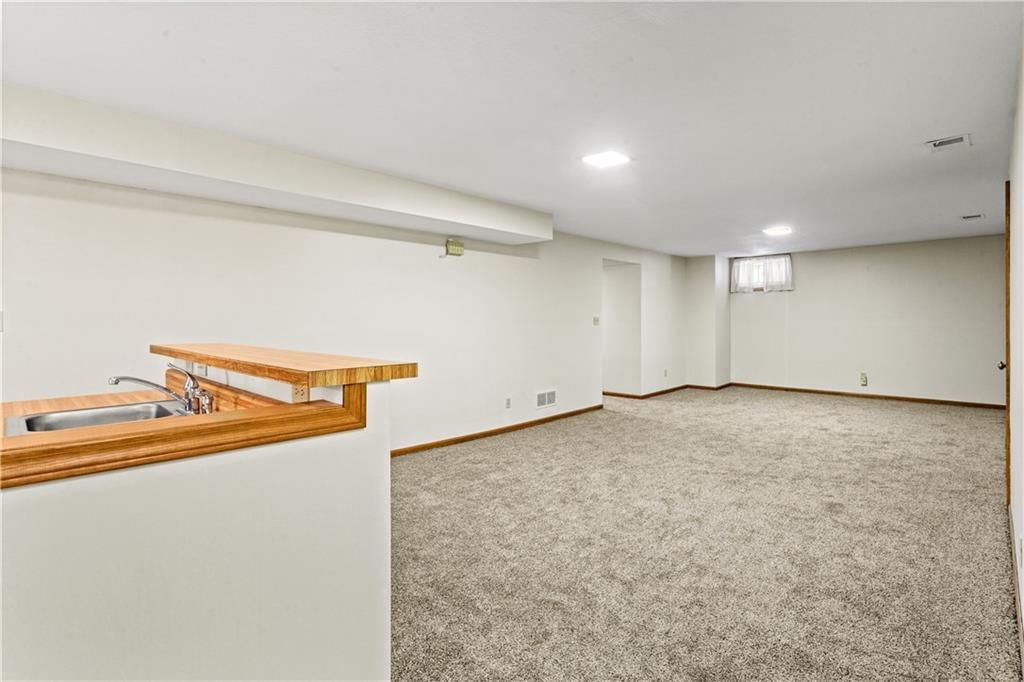 329 E PARTRIDGE Street — photo 29