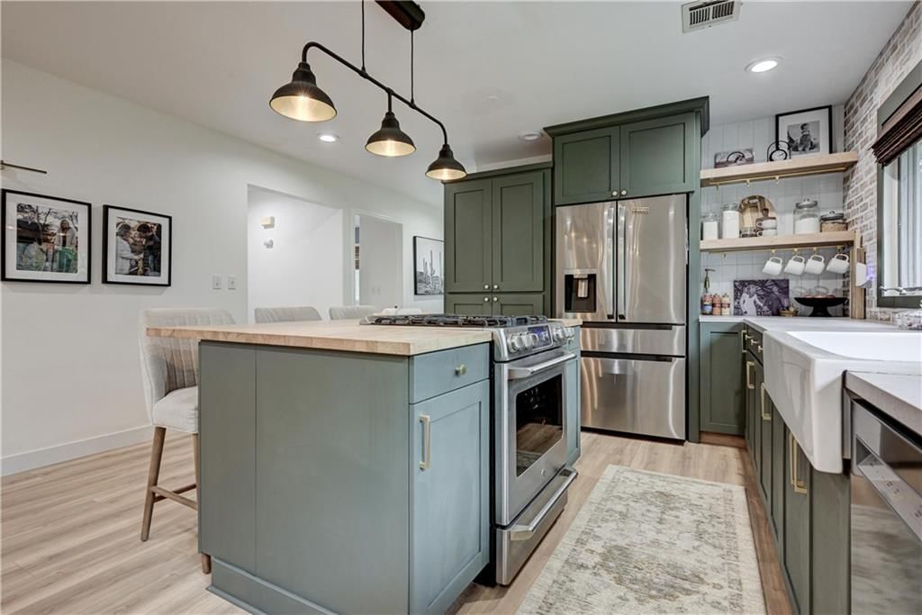 204 W MacDonald Street — photo 10