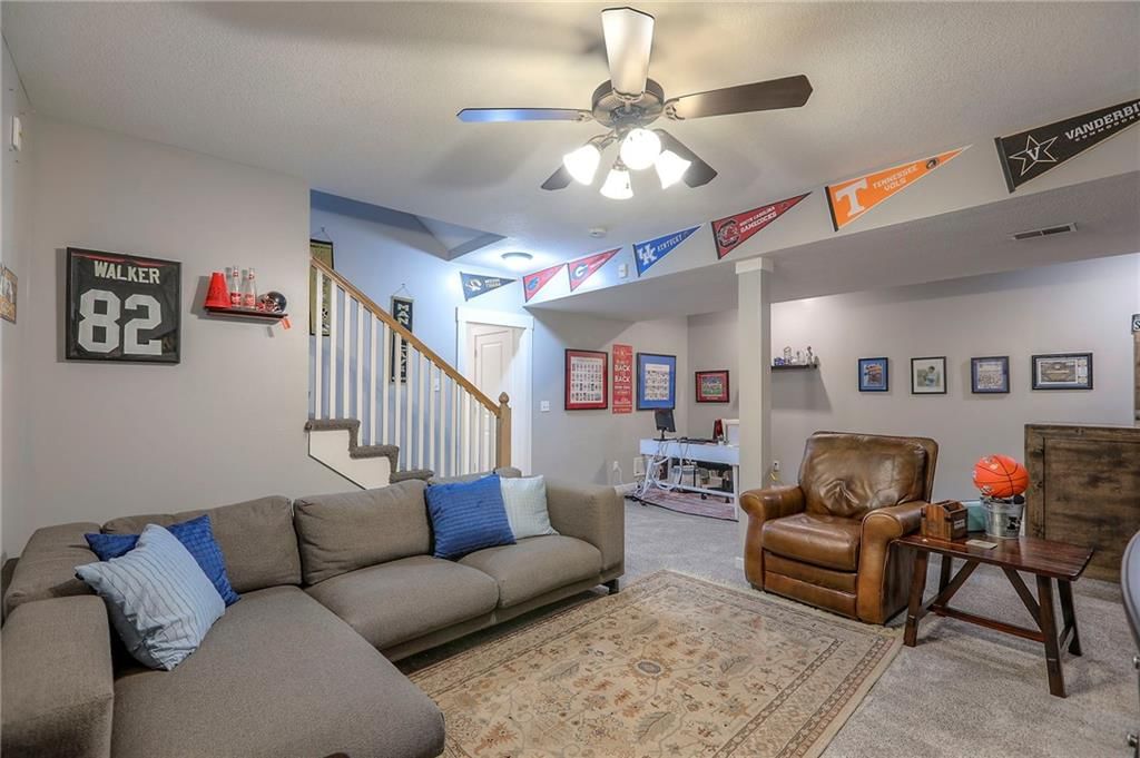 907 W Truman Road — photo 29