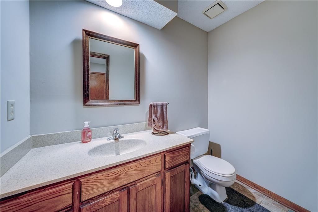 14921 Glenwood Street — photo 5