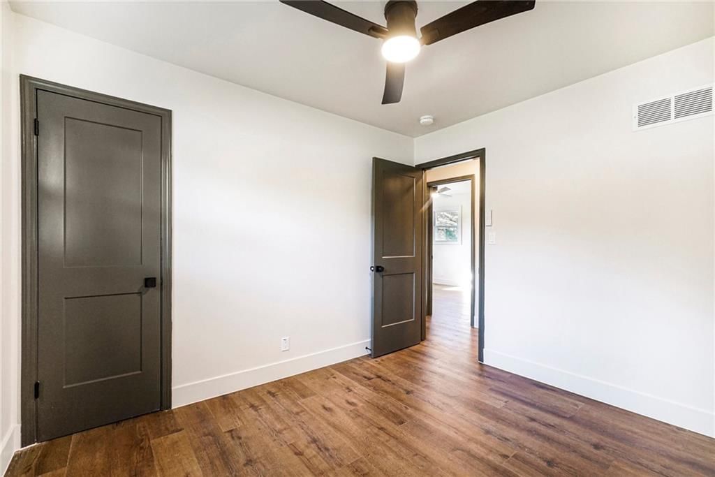 6126 Kimball Avenue — photo 14