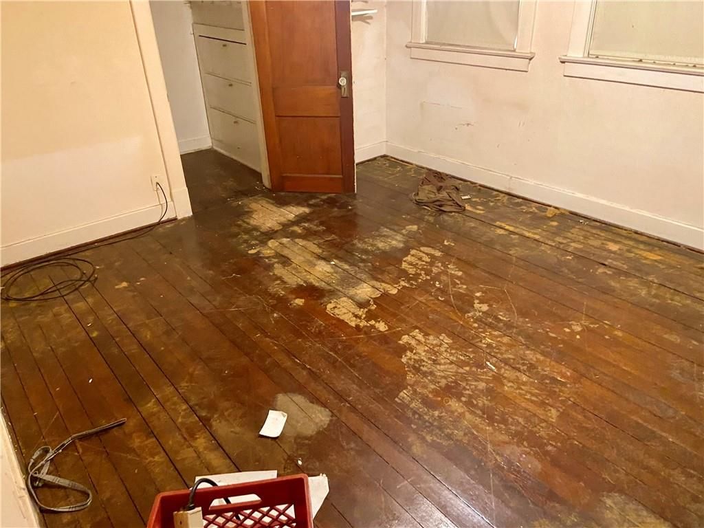5515 Tracy Avenue — photo 10