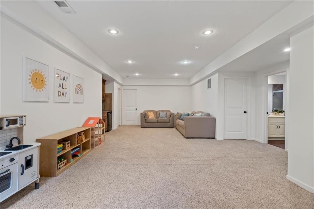 9163 Belmont Drive — photo 33