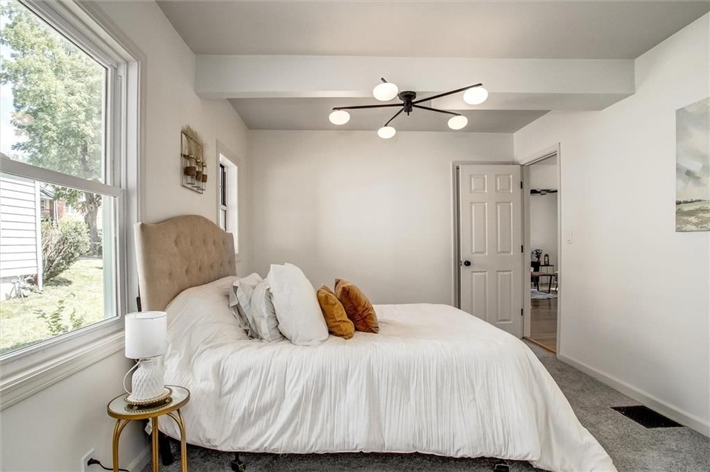 1226 S Cedar Avenue — photo 16
