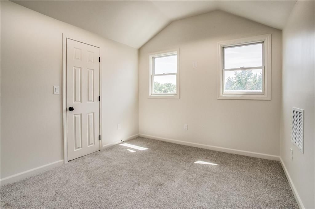 1226 S Cedar Avenue — photo 19