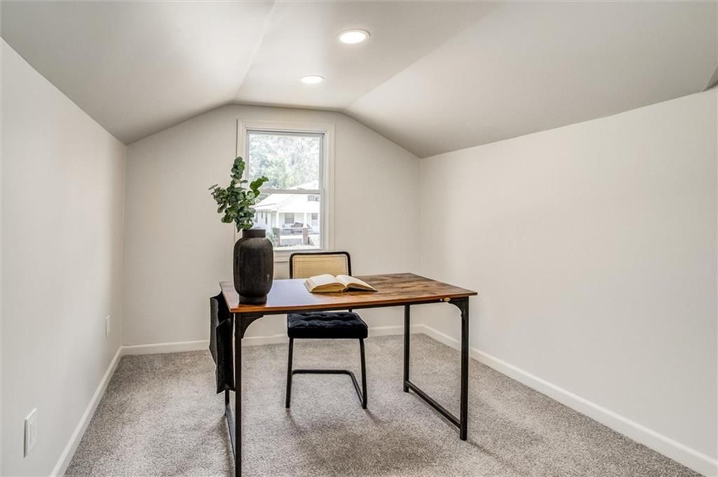 1226 S Cedar Avenue — photo 24