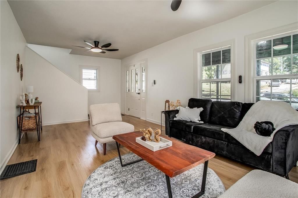 1226 S Cedar Avenue — photo 6
