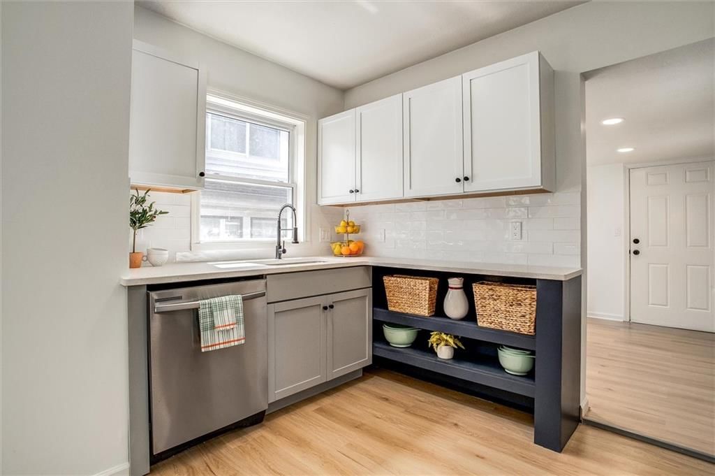 1226 S Cedar Avenue — photo 10