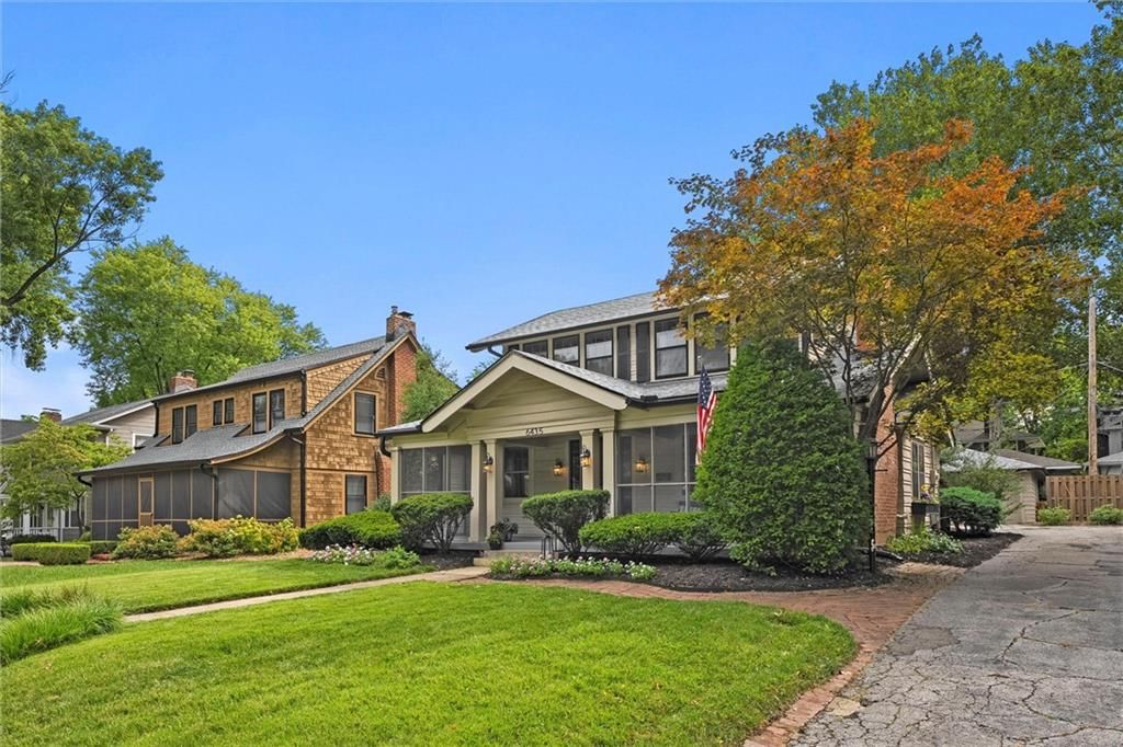 6435 Wyandotte Street — photo 3