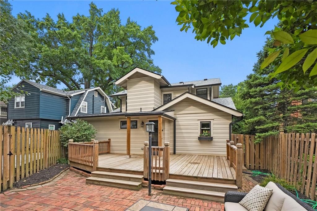 6435 Wyandotte Street — photo 38