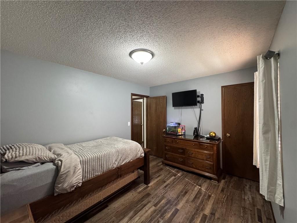 504 Valley View Drive — photo 16