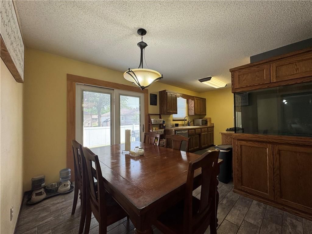 504 Valley View Drive — photo 6