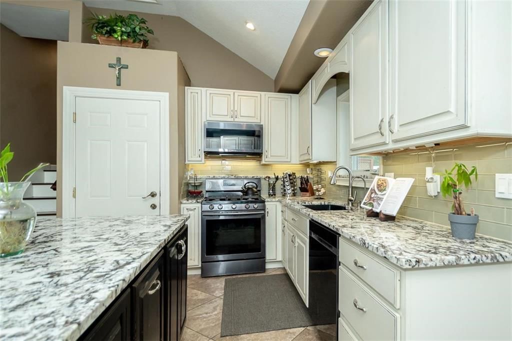 21465 W 180th Street — photo 10