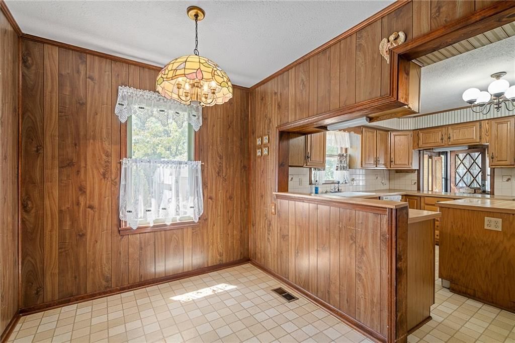 13202 Parker Avenue — photo 21