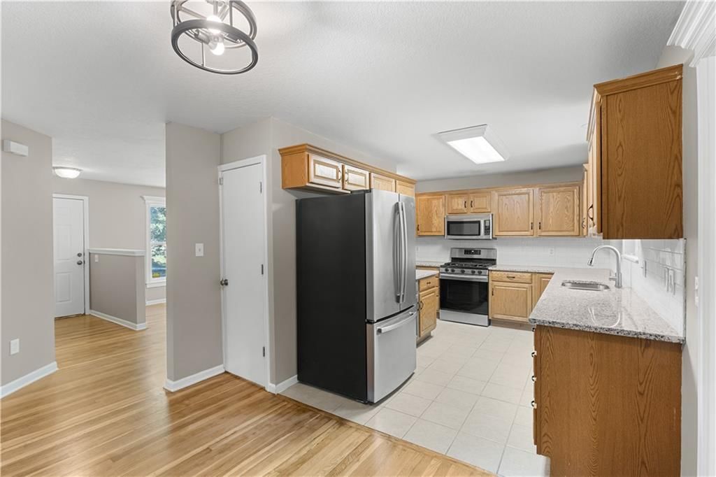 704 S Lacy Road — photo 7