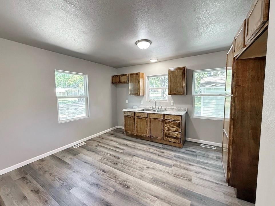 901 S Jackson Street — photo 11