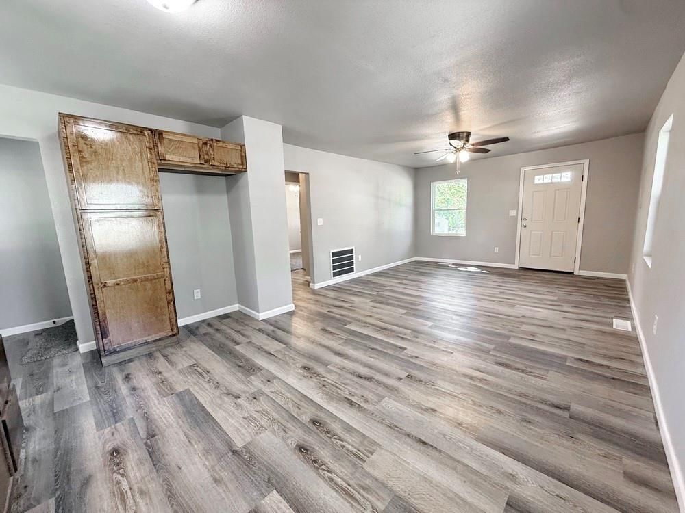 901 S Jackson Street — photo 14