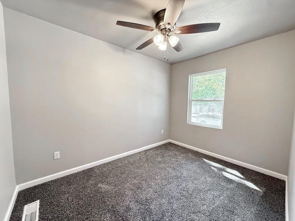 901 S Jackson Street — photo 20