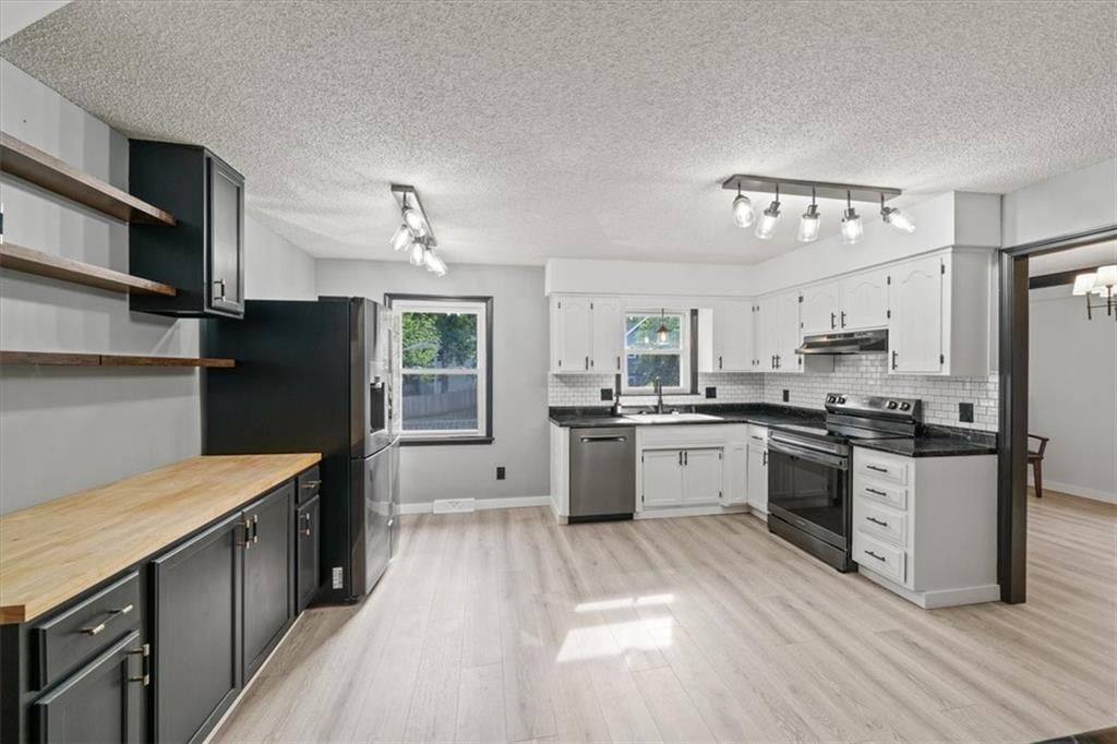 1904 S Lindenwood Drive — photo 10