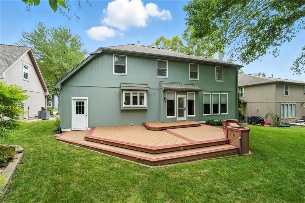 915 NE 102ND Street — photo 38
