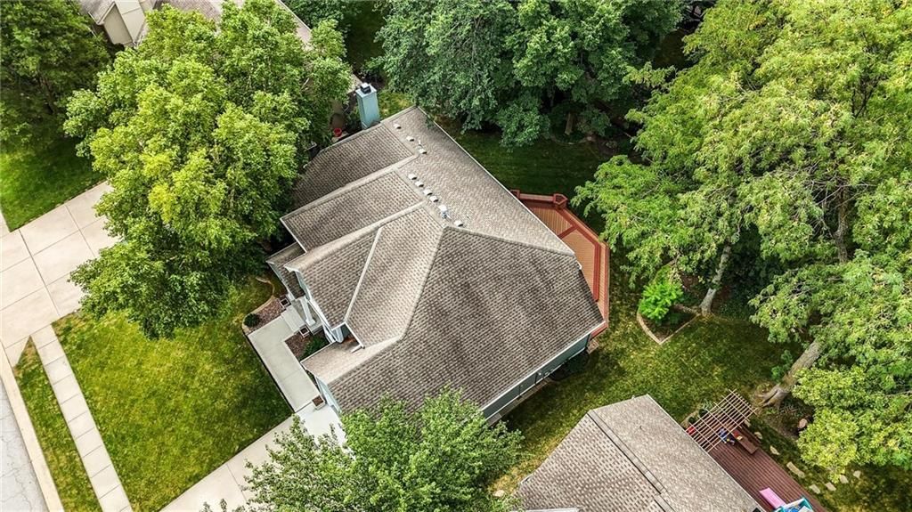 915 NE 102ND Street — photo 48