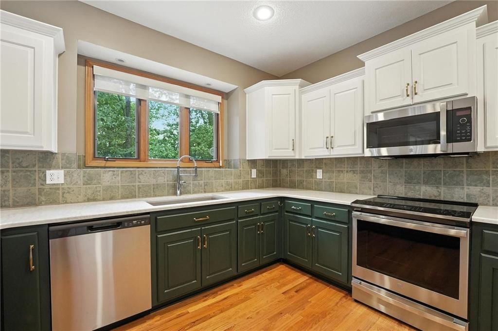915 NE 102ND Street — photo 10