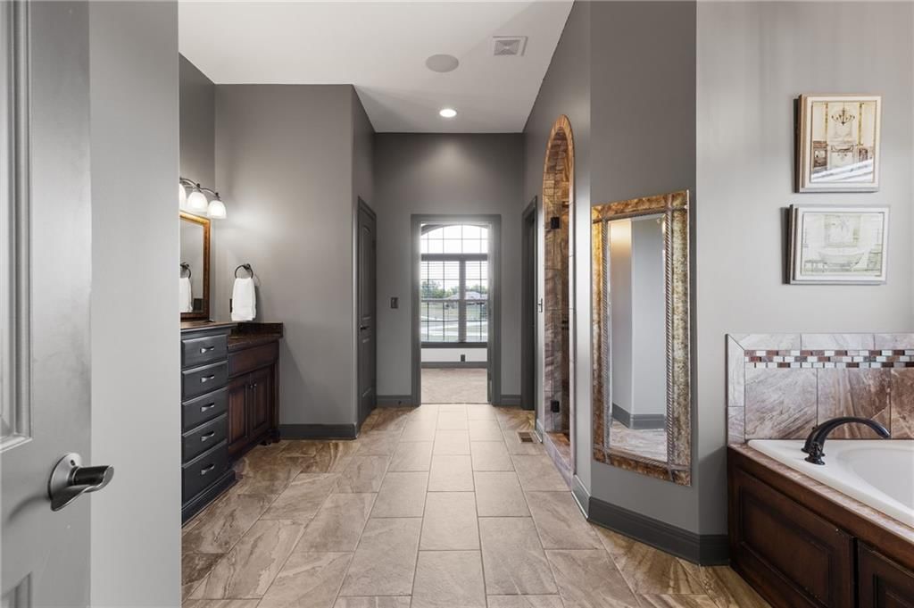 3200 Colonial Drive — photo 29
