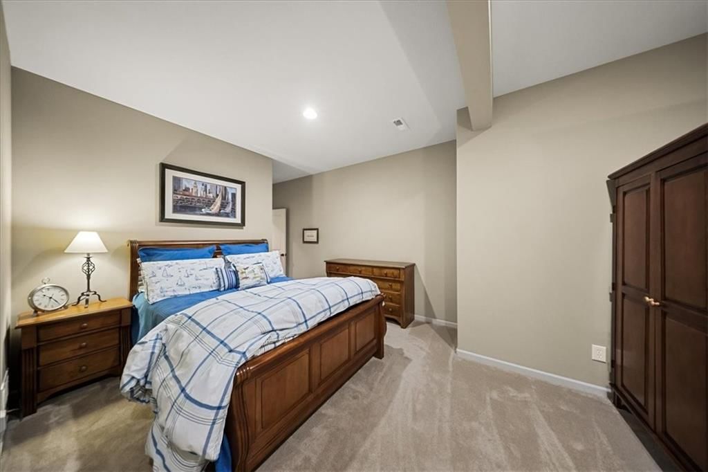 15609 Linden Street — photo 54