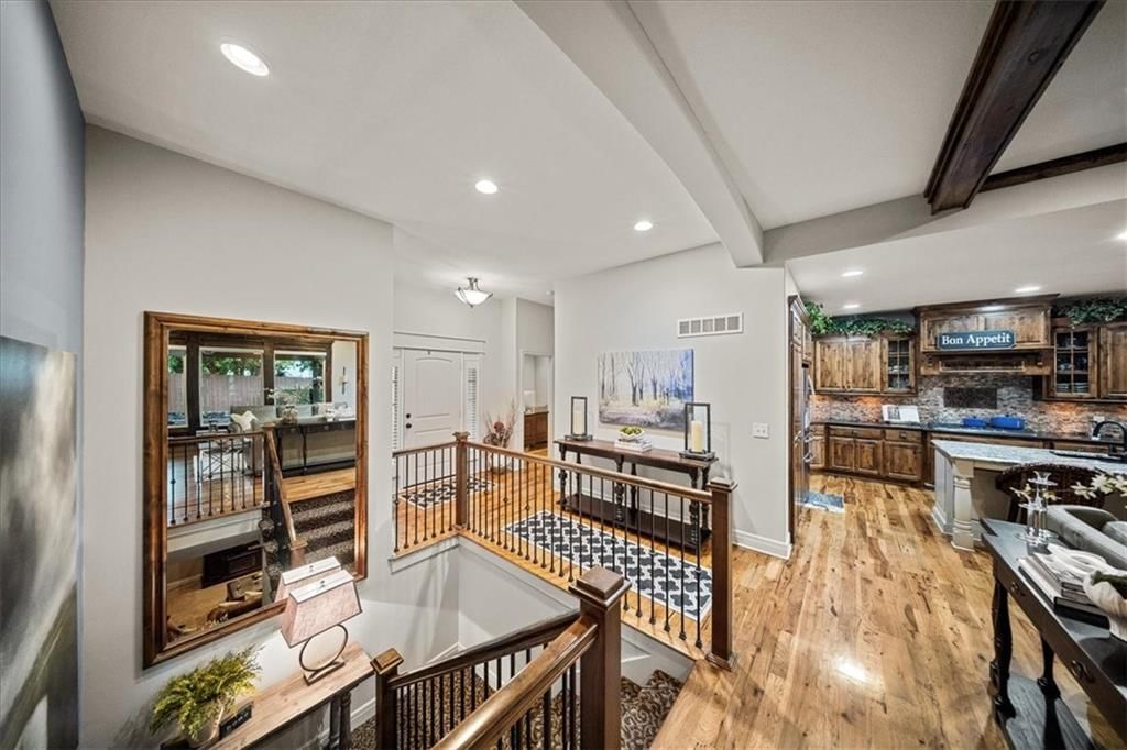 15609 Linden Street — photo 7