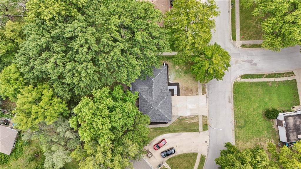 3003 N 79th Street — photo 6